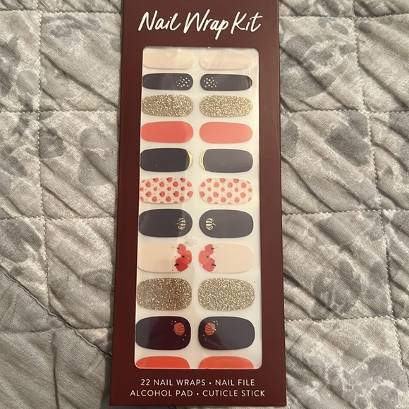 😺. OCS NAIL WRAPS X 4 - Picture 3 of 4